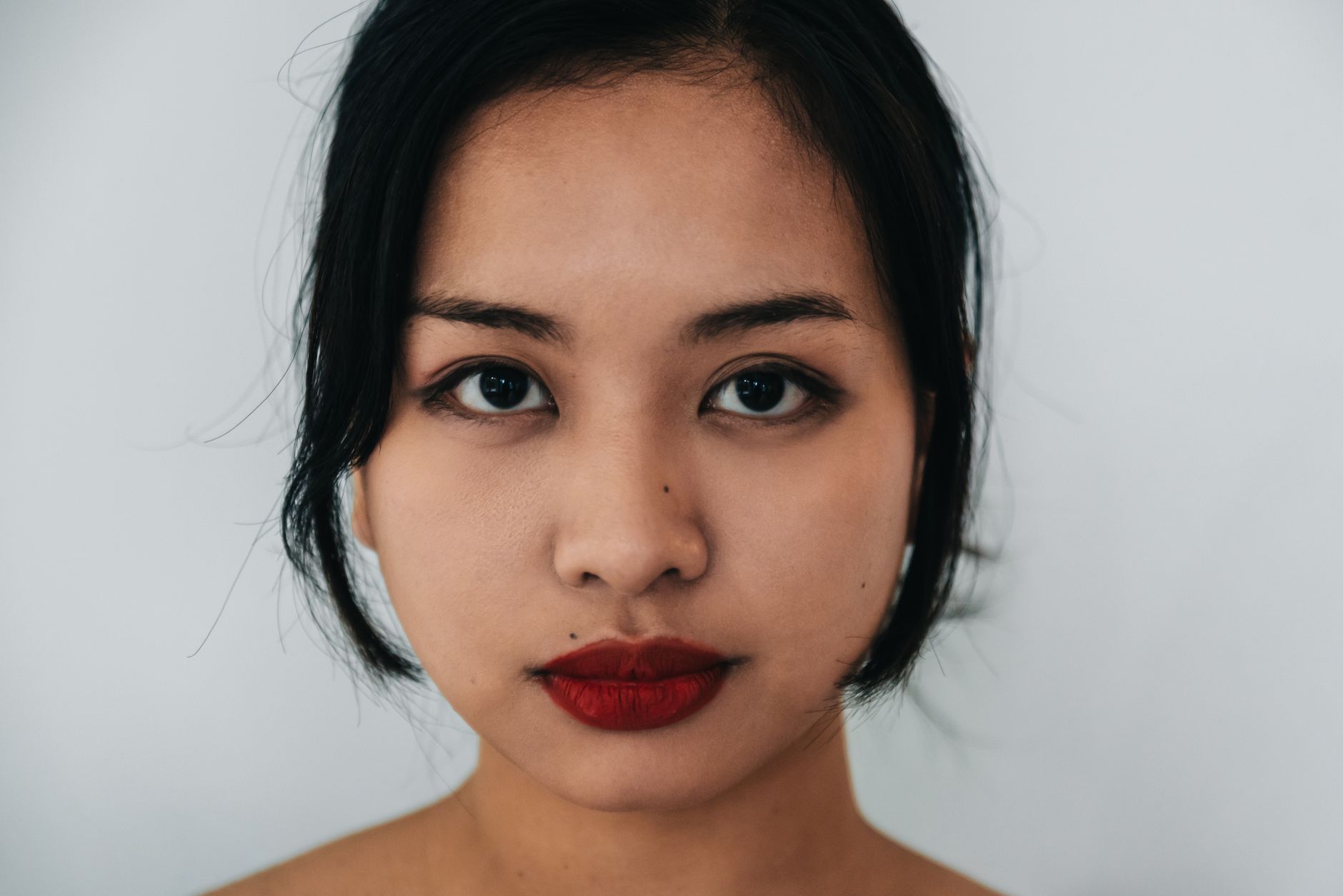 Why Bare Skin Looks Different on Camera Than in the Mirror - bare face days
