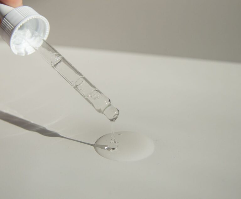 What Retinoids Actually Do to Skin - ingredients explained