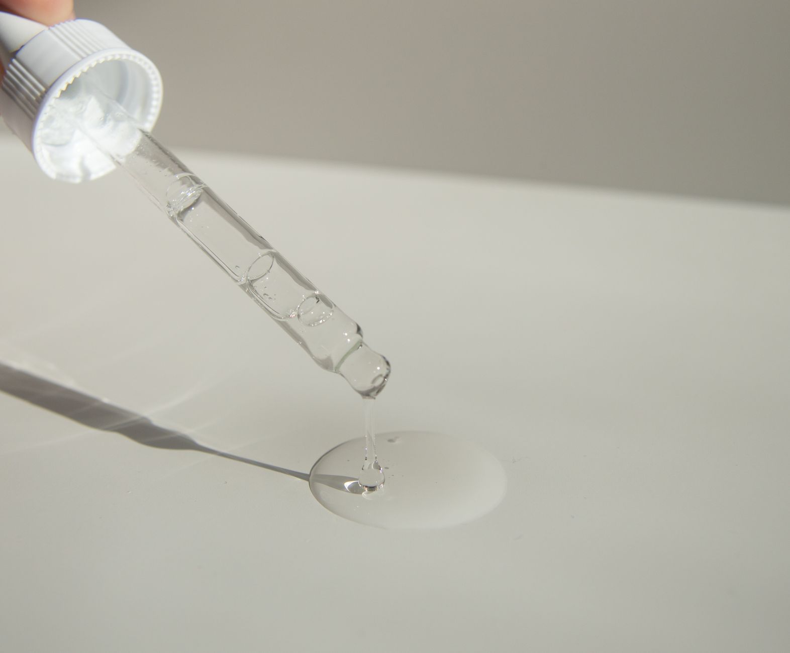 What Retinoids Actually Do to Skin - ingredients explained
